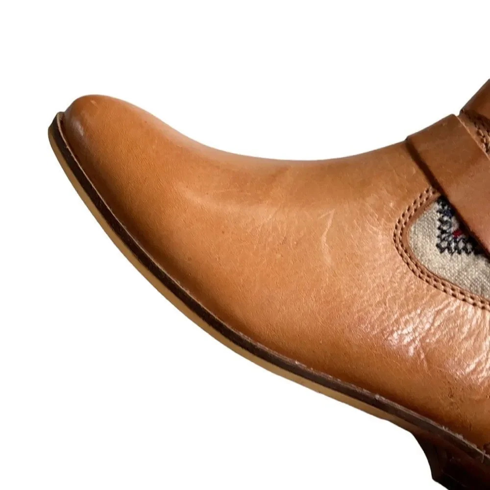 Like new Latigo leather boots